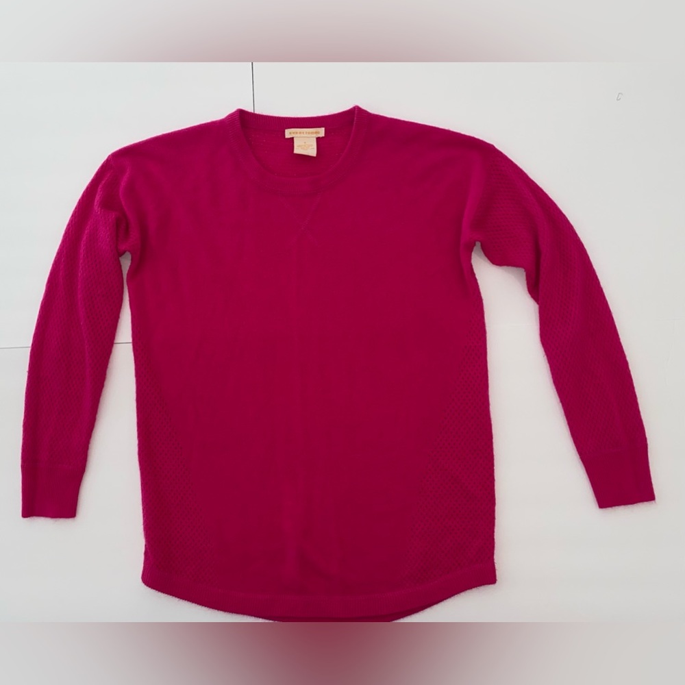 Sweet Romeo Crew Neck Perforated Long Sleeve Size Small